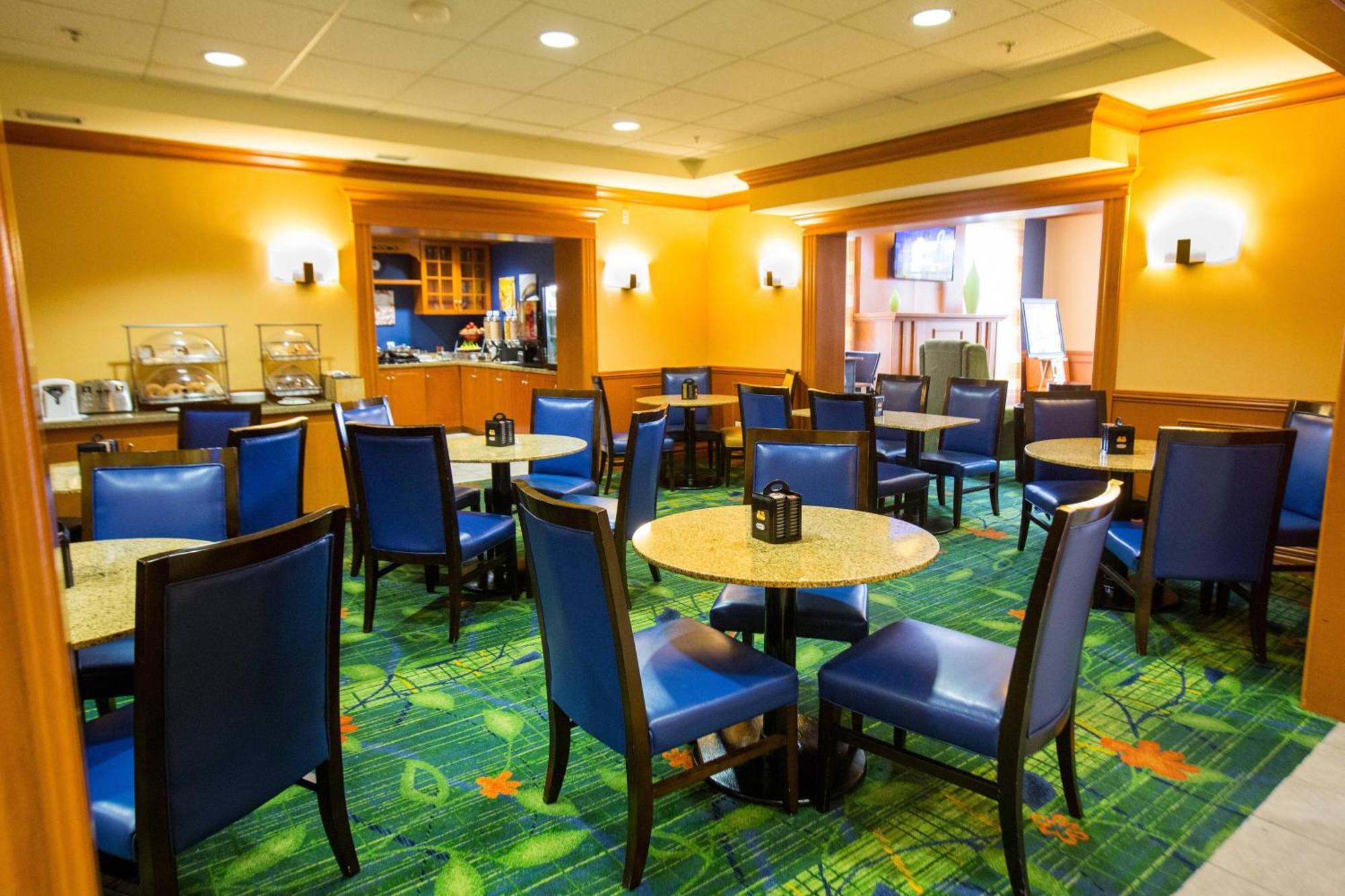 Fairfield Inn By Marriott Toronto Oakville Exterior foto